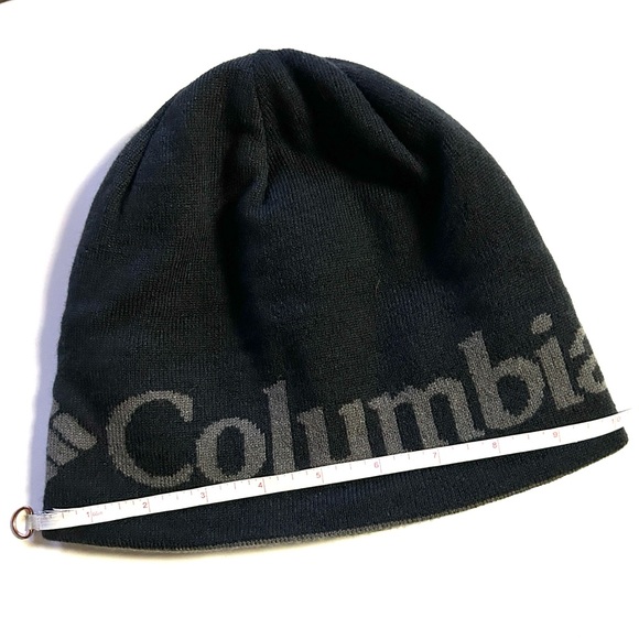 Columbia Reversible Black and Gray Knit Beanie - Picture 7 of 8